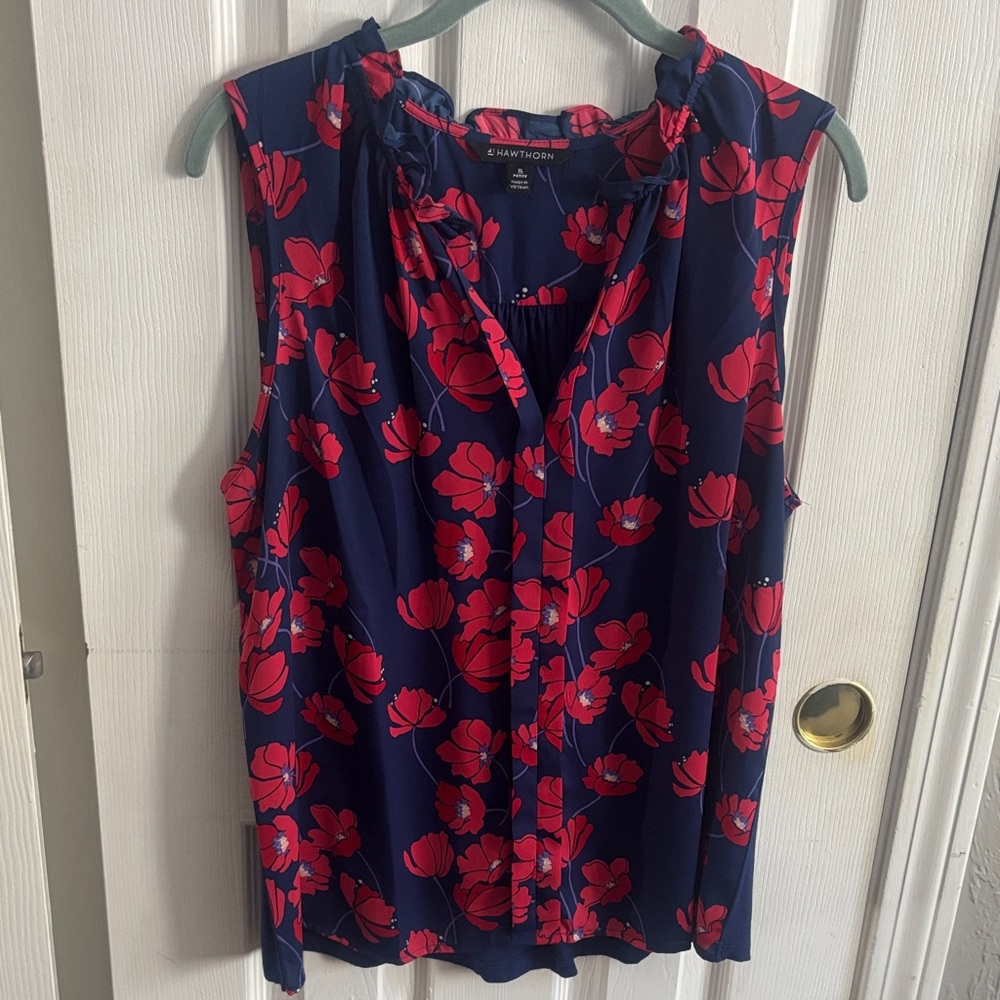 Smith & Hawken Women's Blue and Red Floral Blouse